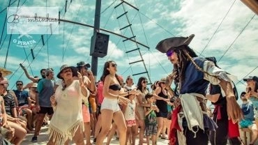 Barco Pirata Bombinhas - Ilha de Porto Belo